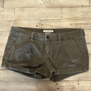 Women’s American Eagle Olive Colored Shorts